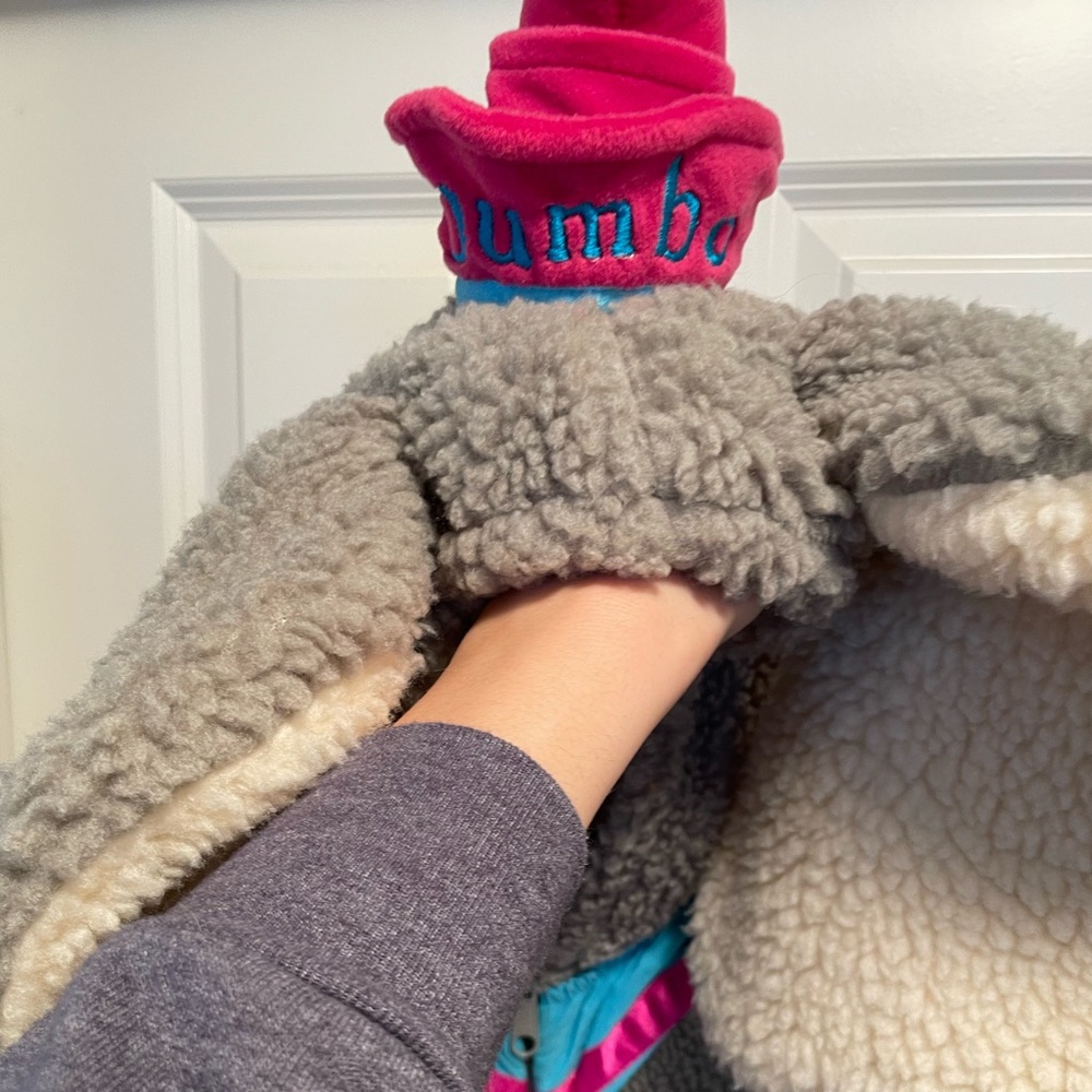 Disney DUMBO Halloween costume.